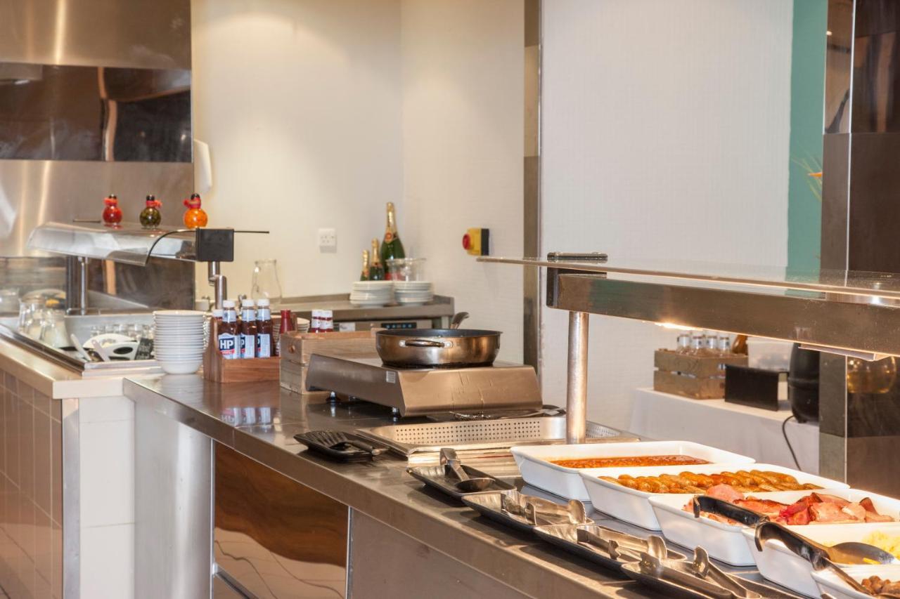 Holiday Inn Runcorn M56 Junction 12 By Ihg Extérieur photo