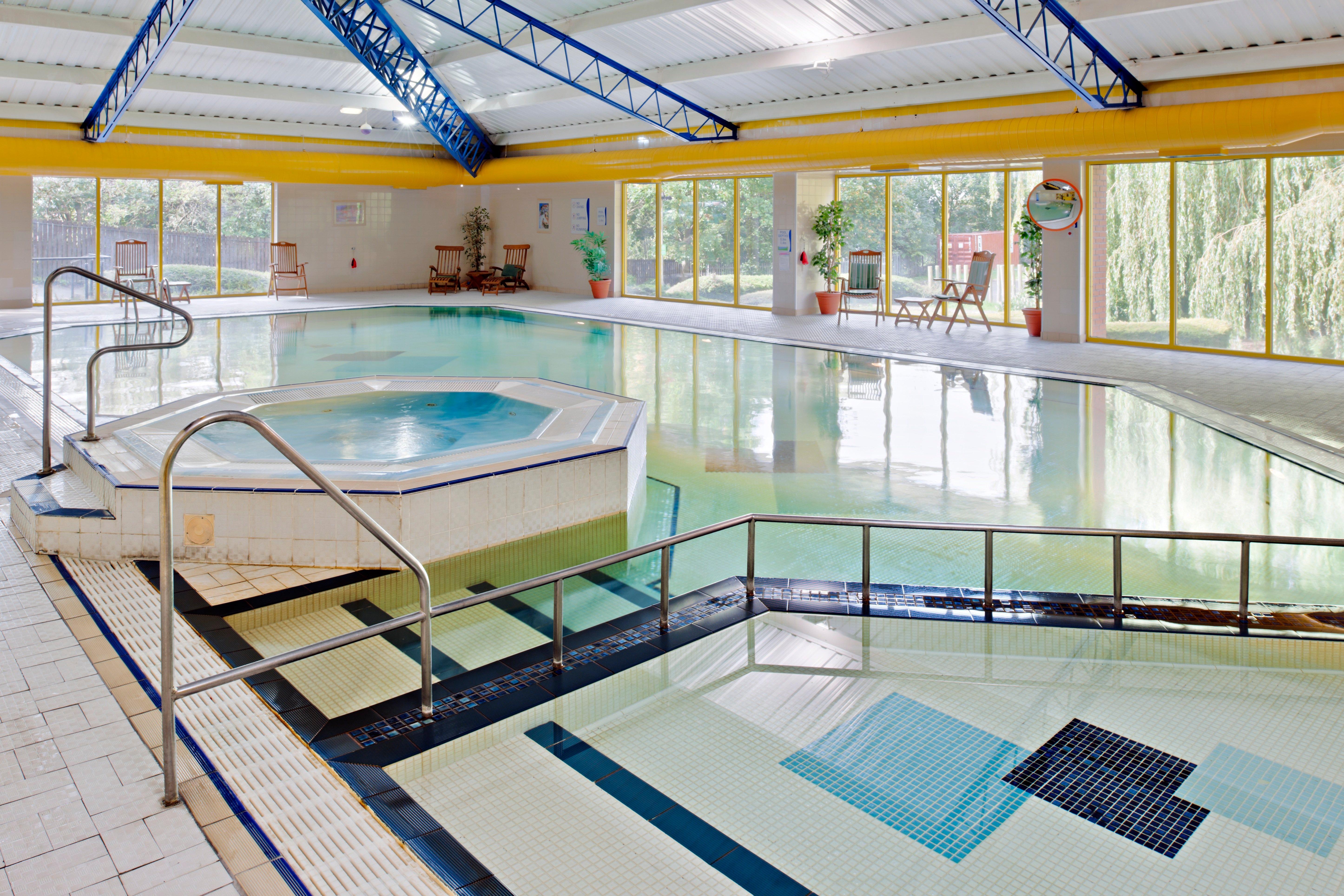 Holiday Inn Runcorn M56 Junction 12 By Ihg Extérieur photo