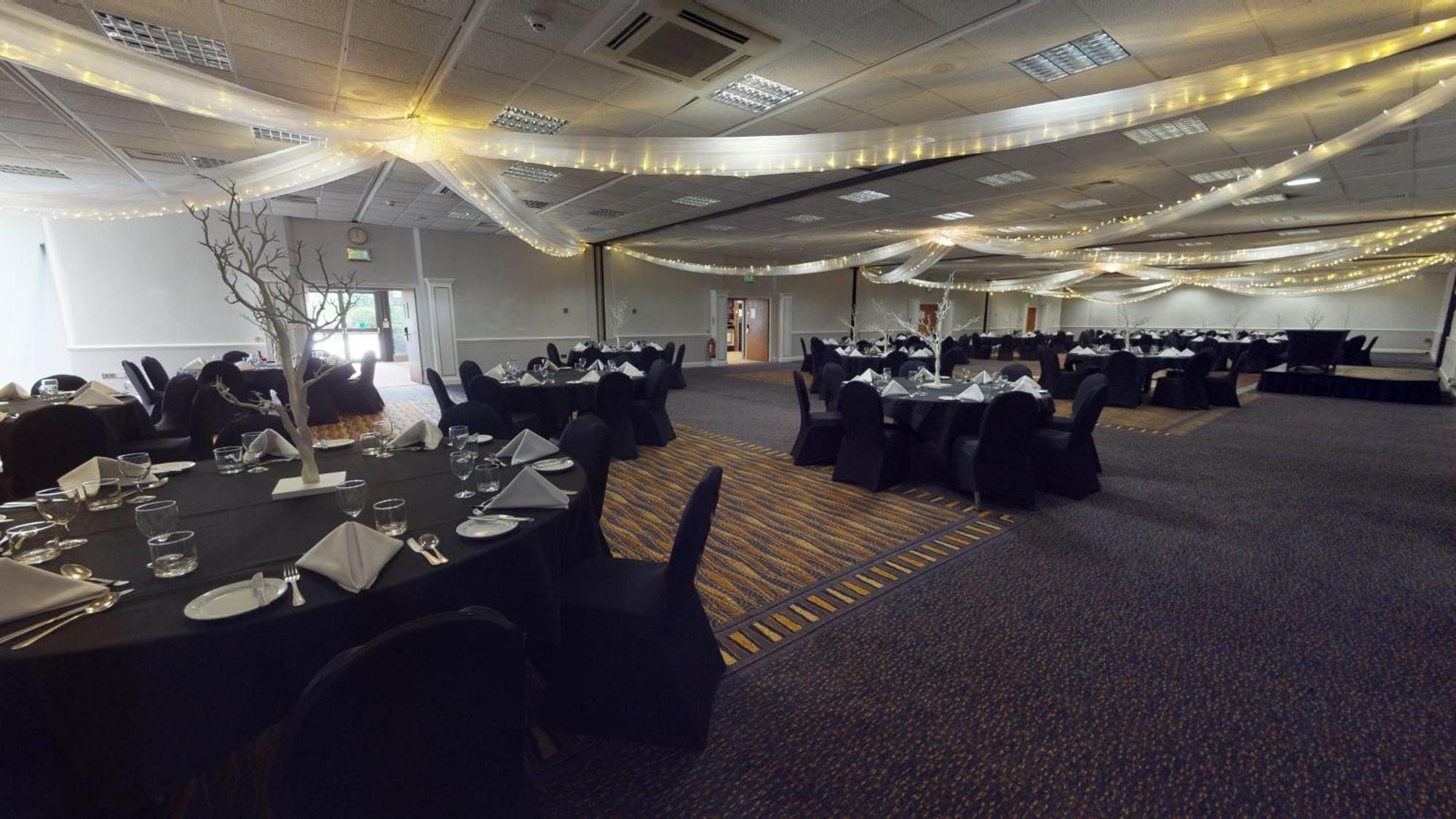 Holiday Inn Runcorn M56 Junction 12 By Ihg Extérieur photo