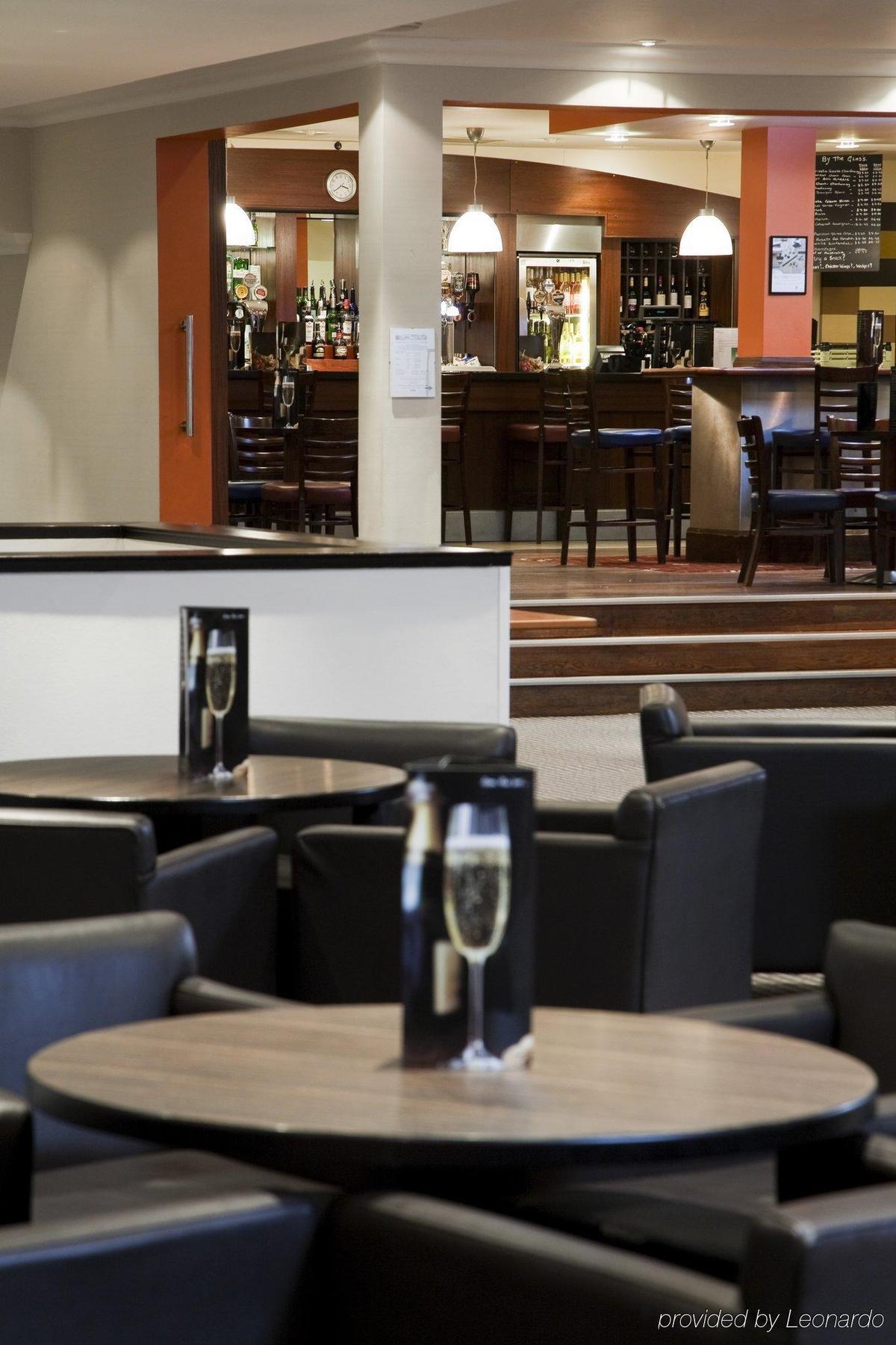 Holiday Inn Runcorn M56 Junction 12 By Ihg Extérieur photo